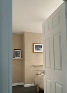 3 Bed Stay in Walsall Wood, Well Situated, 2 Double Beds, 2 Single Beds, Contractor Vans Suited Free Parking with Good Local Amenities - Brownhills - 7
