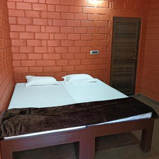 Banakal Hosmane Homestay - Mudigere - 8