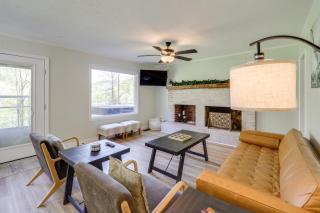 24-Acre Cottage with Hot Tub about 10 Mi to Blowing Rock - Lenoir - 8