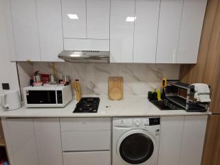 PANTHEON ELYSEE III Elite Apartment Spacious luxury stay with huge pool , modern gym and Complimentary welcome pack - 2