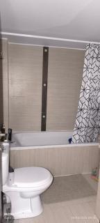 Peaceful with Pool and Parking - 2 bedrooms - 6