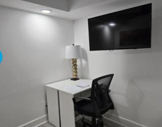 NEW Quiet Intwn Apt WITH Private Entry, Bath & Patio - Atlanta - 1