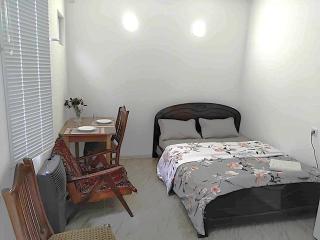 "RED ROSE" Studio Apartment in Green Space - Tbilisi - 0