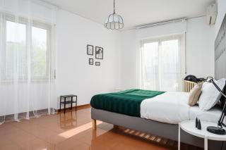 New two bedrooms apartment near Wagner area - Milano - 0