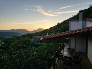 SunView Villa - - 5