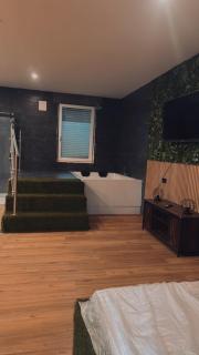 1 Zimmer 50 qm Whirlpool Sauna Dusche TV usw - Süßen - 9
