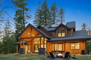 Old Grove Retreat in Suncadia- Gourmet Kitchen, Hot Tub, BBQ, Firepit, Outdoor Seating, Smart TVs, Hi-speed Wi-Fi - 7