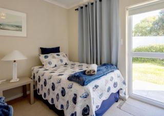 Whale - a - While - Hermanus - 4