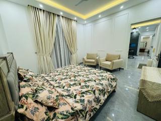 2BR,Park view,Brnd new,Unit 2 - Islamabad - 3