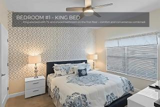 4BR Villa with Pool & Resort Amenities,Near Disney - 0