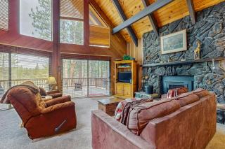 Tallac Views Getaway - South Lake Tahoe - 5