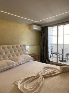 Bliss Boutique Hotel - Durazzo - 9