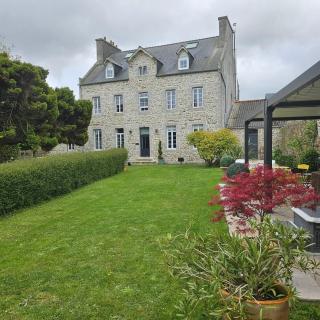 GÎTE Le Parisien Appartement privé en Duplex avec accès jacuzzi à 10min des plages - Lanhouarneau - 7