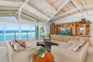 Beachfront Retreat w Ocean Views Bikes Balconies Ocean Haven by Avantstay - Haleiwa - 5