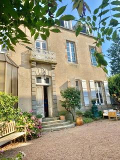 L'Hotel de Hercé Chambre d'Hote - 0