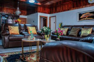 Akuamoah-Boateng Guest House - Kumasi - 9