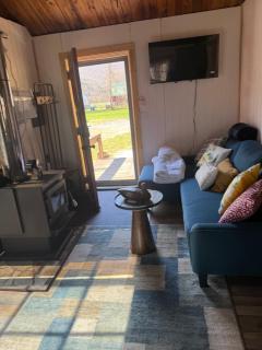 The Cabins at Walnut Grove-minutes from Hunter and Windham - - 4