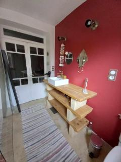 Maison chaleureuse - Saint-Quentin-la-Poterie - 6
