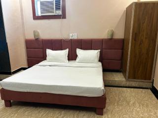 Hotels7Apple - Mahoba - 3