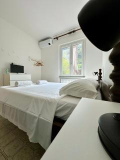 Terrace & Parking - Holiday Home near Fegina Beach - Monterosso al Mare - 6