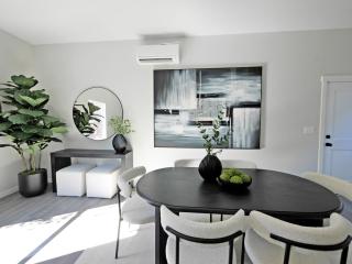 Brand New Modern Home with Rooftop Terrace - Seattle - 0