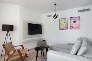 Stylish 2-Bedroom Penthouse in Nueva Andalucia - Marbella - 4