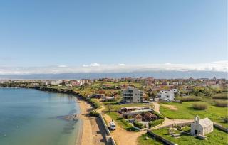 Beautiful Apartment In Povljana With Wifi - Povljana - 1
