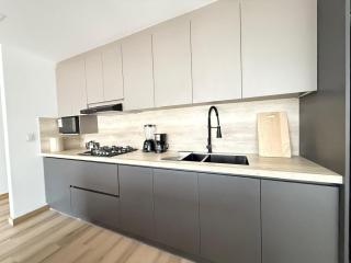 Confort y Elegancia Inigualable en Suite Doble - Cuenca - 9