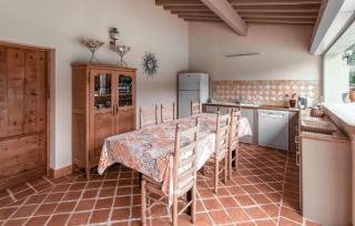 Nice Home In Carpentras - Carpentras - 3