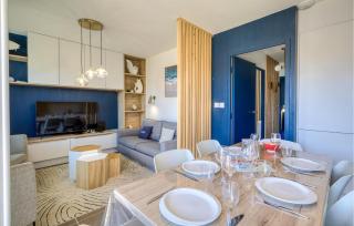 Awesome Home In Dolus-Doléron - - 6
