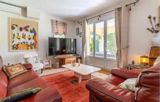 Nice Home In Saint-Raphaël - Saint-Raphaël - 8