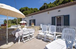1 Bedroom Stunning Home In Castellabate - Castellabate - 9