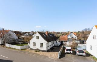 4 Bedroom Cozy Home In Svaneke - Svaneke - 2