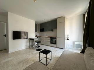 Appartement 2 pièces - Havre de Paix, Confort Moderne & Accès Rapide N12-RD30 - 6