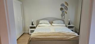 Apartments Madeji - Banjol - 4