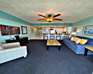 Vacation in Comfort and luxury - 1BR Direct Oceanfront - Wyndham Ocean Walk -1302 - Daytona Beach - 6