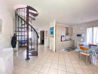 Gorgeous BrandNew Remodeled 2story 5 min from sea! - Marina di Andora - 0