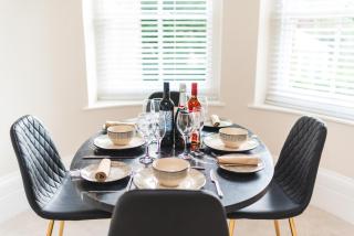 Tranquil Sneyd Park escape with garden views by MyCityHaven - Bristol - 4