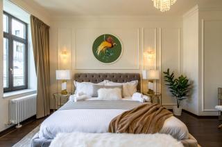 Old Town Luxury Suites with Balcony - Bucarest - 4