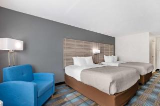 Quality Inn & Suites Fort Madison near Hwy 61 - 3