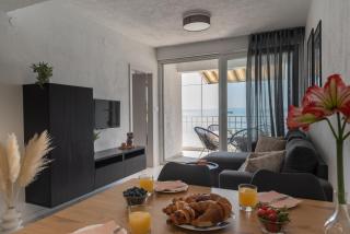 Ocean front apartment with stunning view - Krvavica - 4