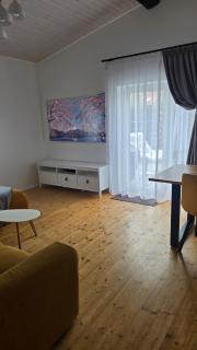 Eraldi maja, hoov, rand lähedal - Pärnu - 9