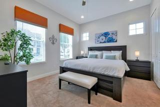 5-Bedroom Private Pool Townhouse - 4
