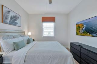 5-Bedroom Private Pool Townhouse - 1