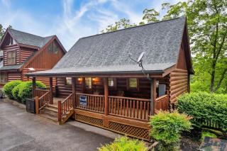 Jazzys Cajun Cabin Hot Tub Community Pools - Sevierville - 0
