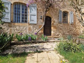 Gite de Montrepos - Ancien Presbytère XVIIe siècle - Estaing - 8