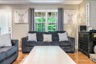 Farmers Daughter Located near Gatlinburg - Sevierville - 2