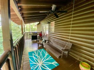 No Bad Days Hot Tub Close to Gatlinburg - Sevierville - 3