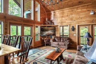 A Step Above, Gatlinburg Luxury Cabin - Sevierville - 3