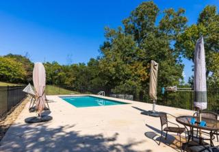 Almost Heaven Private Pool - Louisville - 9
